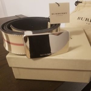 Men's Burberry Belt - 30-34 waist
